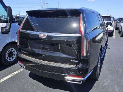 Used 2024 Cadillac Escalade ESV Premium Luxury w/ LPO, Floor Liner Package RWD image 4