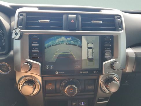 Certified 2023 Toyota 4Runner SR5 Premium w/ Moonroof Package AWD/4WD image 18