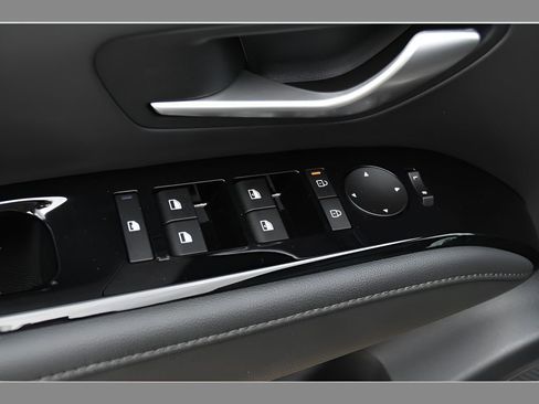New 2026 Hyundai Tucson Limited FWD image 16