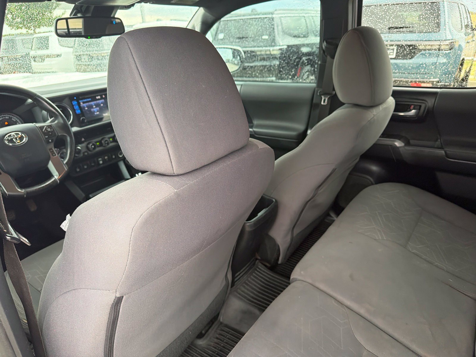 Used 2018 Toyota Tacoma TRD Sport w/ Technology Package AWD/4WD image 16