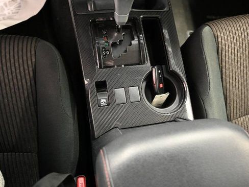 Used 2024 Toyota 4Runner TRD Off-Road image 20