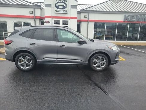 Used 2024 Ford Escape ST-Line w/ Tech Pack #1 AWD/4WD image 6
