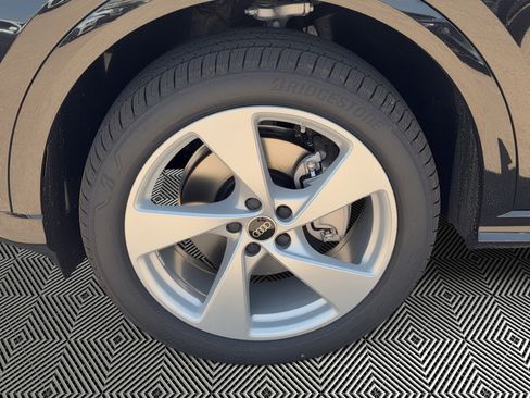 New 2026 Audi Q5 Premium Plus AWD/4WD image 12