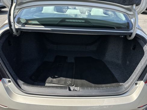 Used 2019 Honda Accord LX image 26