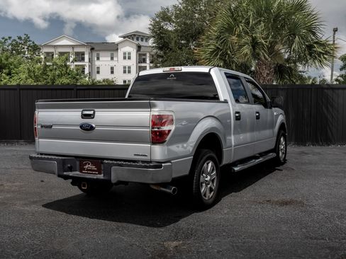 Used 2014 Ford F150 XLT w/ XLT Chrome Package RWD image 3