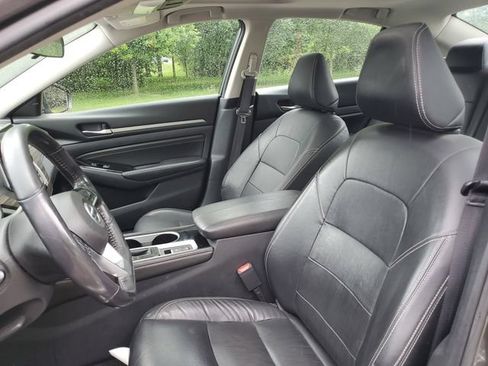 Used 2022 Nissan Altima 2.5 SL AWD/4WD image 5