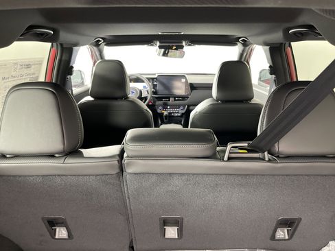 New 2026 Subaru Outback Limited image 16