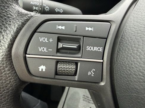 Used 2023 Honda CR-V EX image 17