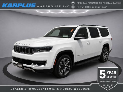 Used 2024 Jeep Wagoneer L Series II w/ Flexible Seating Group AWD/4WD image 1