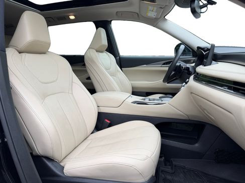 Used 2022 INFINITI QX60 Luxe w/ Cargo Package AWD/4WD image 22