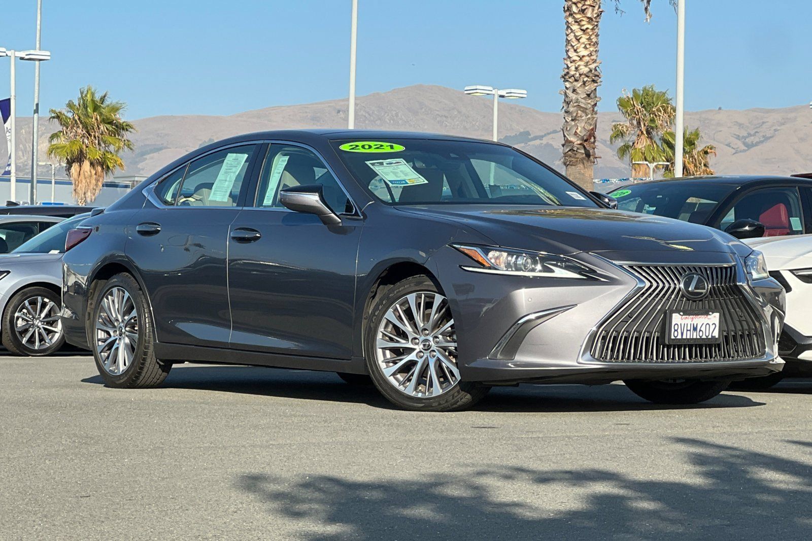 Used 2021 Lexus ES 350 w/ Premium Package FWD image 2