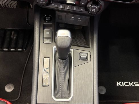 New 2026 Nissan Kicks SV w/ SV Premium Package FWD image 26