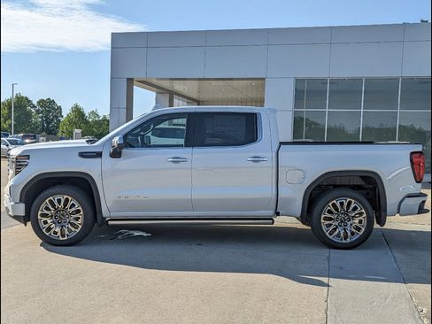 New 2026 GMC Sierra 1500 Denali Ultimate AWD/4WD image 9