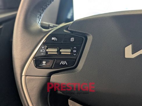 Used 2024 Kia EV6 Light RWD image 17