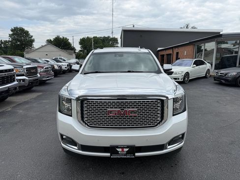 Used 2017 GMC Yukon Denali w/ Open Road Package AWD/4WD image 2
