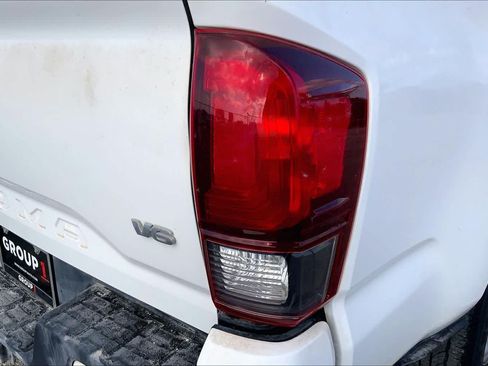 Used 2023 Toyota Tacoma SR AWD/4WD image 30