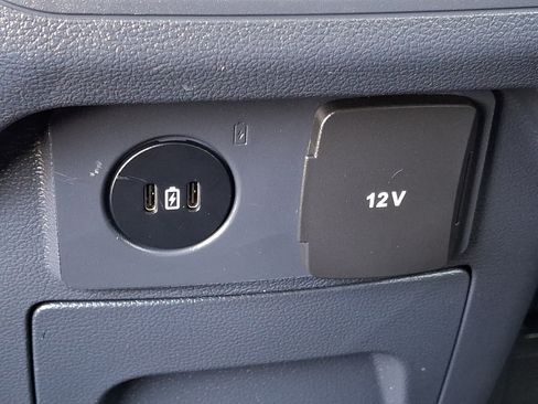 Certified 2025 Ford Explorer Active AWD/4WD image 13