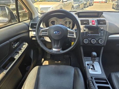Used 2014 Subaru Crosstrek 2.0i Limited AWD/4WD image 2