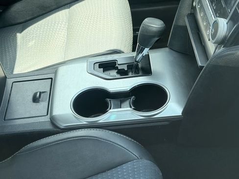 Used 2014 Toyota Camry SE FWD image 9