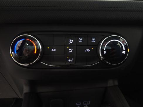New 2026 Chevrolet TrailBlazer LS AWD/4WD image 18