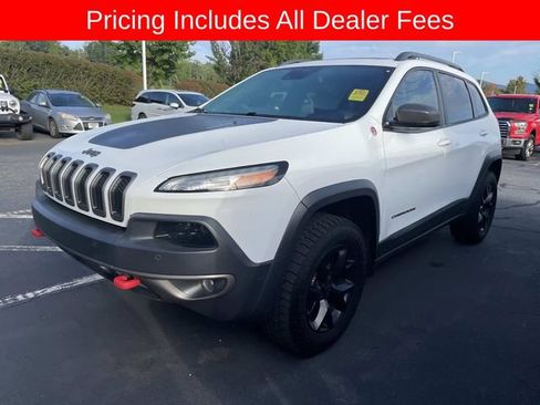 Used 2017 Jeep Cherokee Trailhawk AWD/4WD image 1