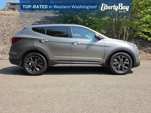 Used 2018 Hyundai Santa Fe Sport w/ 2.0T Ultimate Tech Package 05 AWD/4WD image 4