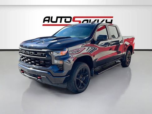 Used 2023 Chevrolet Silverado 1500 Custom Trail Boss w/ LPO, Dark Essentials Package image 3