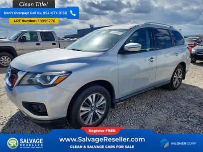 Used 2017 Nissan Pathfinder SL
