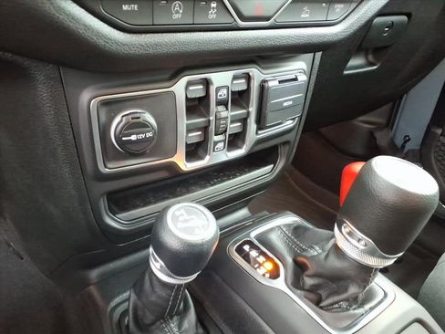 New 2026 Jeep Gladiator Sport image 26