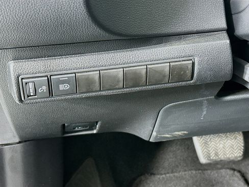 Used 2024 Toyota Corolla LE FWD image 16