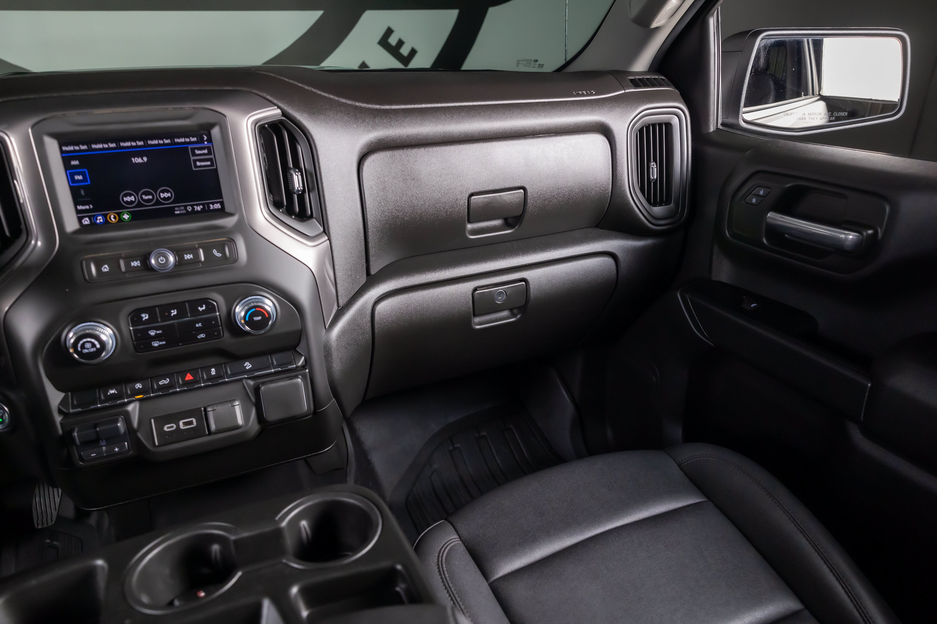 Used 2025 GMC Sierra 1500 Pro w/ Pro Value Package AWD/4WD image 8