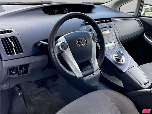 Used 2011 Toyota Prius Two FWD image 17