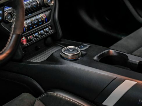 Used 2020 Ford Mustang Shelby GT500 w/ Technology Package image 67