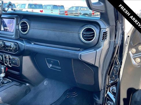 Used 2020 Jeep Gladiator Overland w/ LED Lighting Group image 26