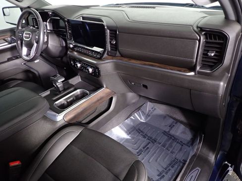 Used 2023 GMC Sierra 1500 SLT w/ SLT Premium Package image 43