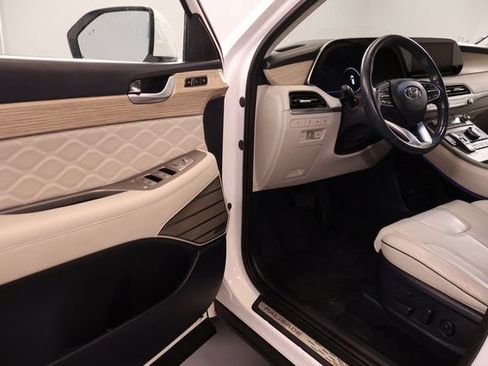 Used 2022 Hyundai Palisade Calligraphy w/ Cargo Package FWD image 9
