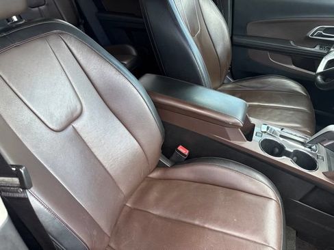 Used 2011 Chevrolet Equinox LT FWD image 23