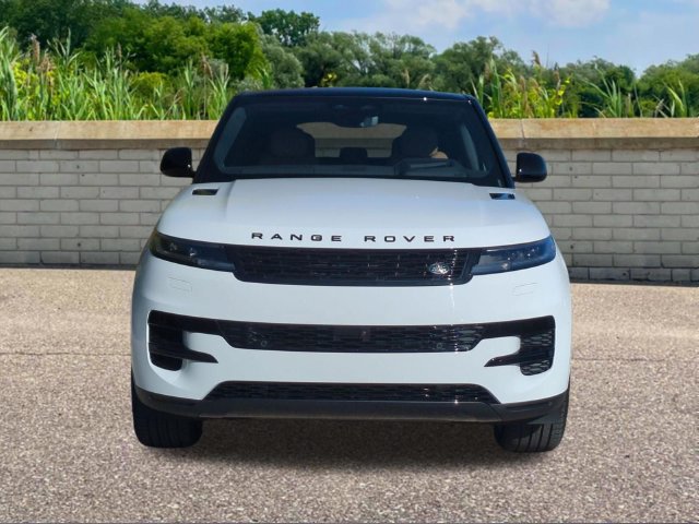 New 2027 Land Rover Range Rover Sport SE AWD/4WD image 2