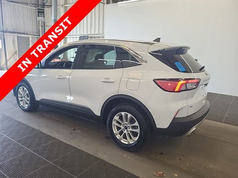 Used 2021 Ford Escape SE FWD image 5