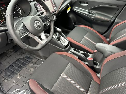 New 2025 Nissan Versa SR image 11