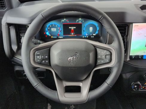 New 2025 Ford Bronco Badlands image 25