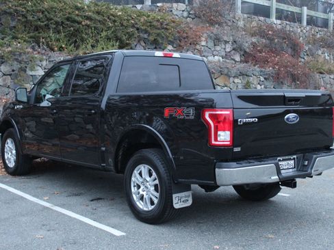 Used 2017 Ford F150 Lariat w/ Trailer Tow Package image 7