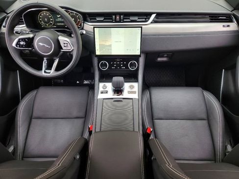 Used 2025 Jaguar F-PACE R-Dynamic S AWD/4WD image 20