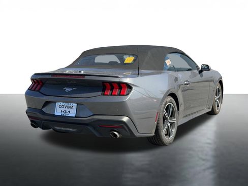 Used 2025 Ford Mustang Premium RWD image 7
