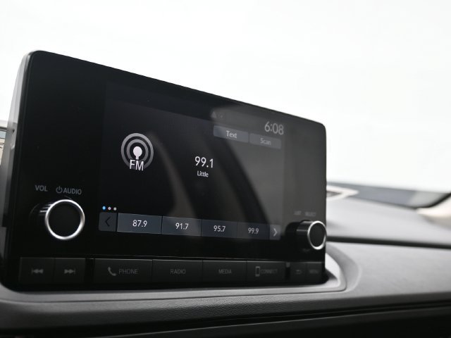 Used 2025 Honda Accord SE image 12