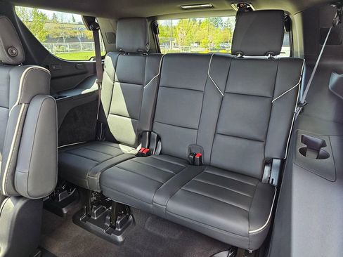 New 2026 Cadillac Escalade Sport w/ LPO, ONYX Package AWD/4WD image 18