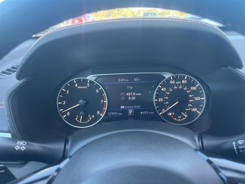 Used 2019 Nissan Altima 2.5 SR image 12