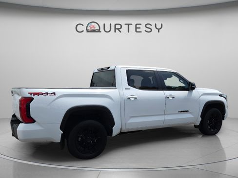Certified 2025 Toyota Tundra Limited w/ TRD Off-Road Package AWD/4WD image 5