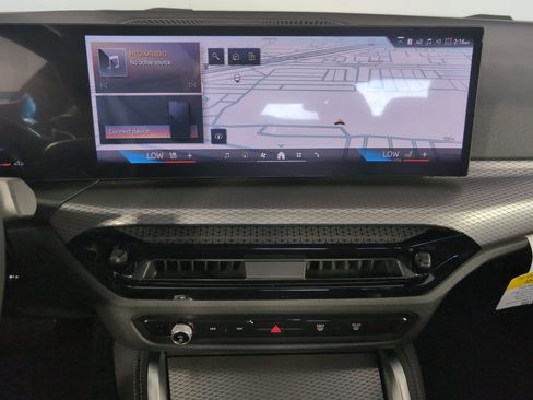 Used 2026 BMW 430i Coupe w/ M Sport Package image 22