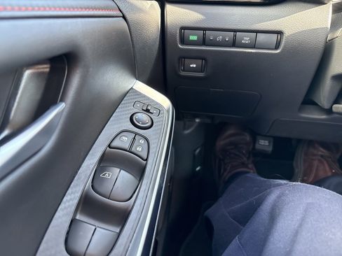 New 2025 Nissan Sentra SR w/ SR Premium Package image 23